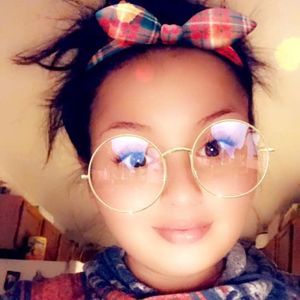 Meet your Posher, Tenisha